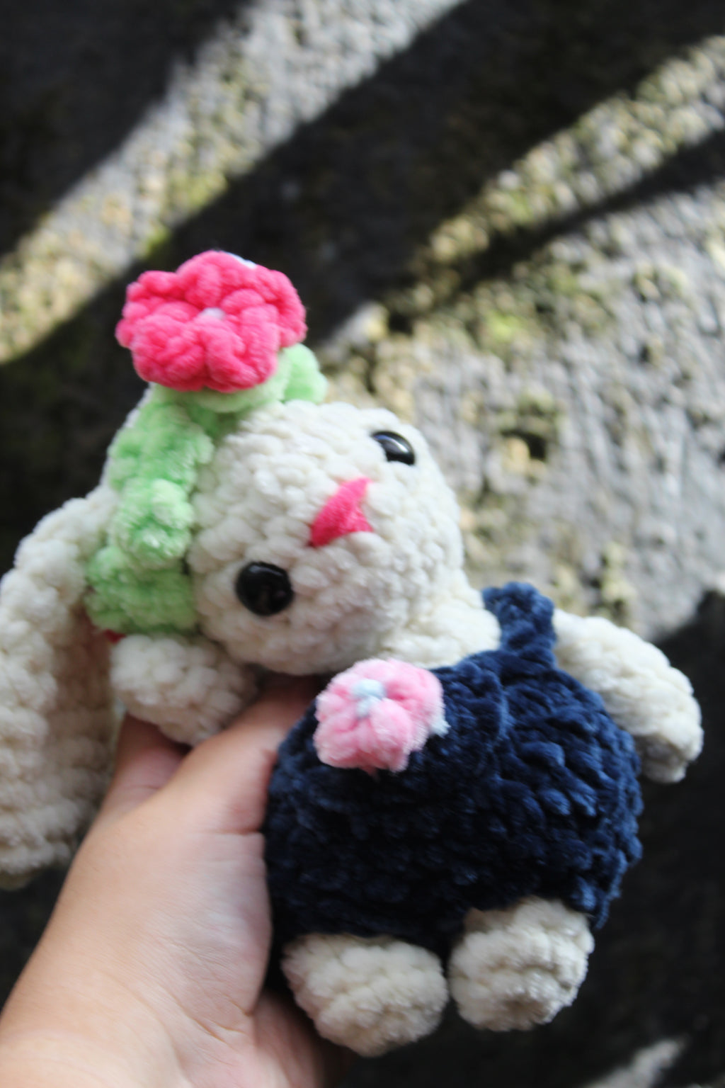 Conejito Jardinero — Amigurumi de Diseño