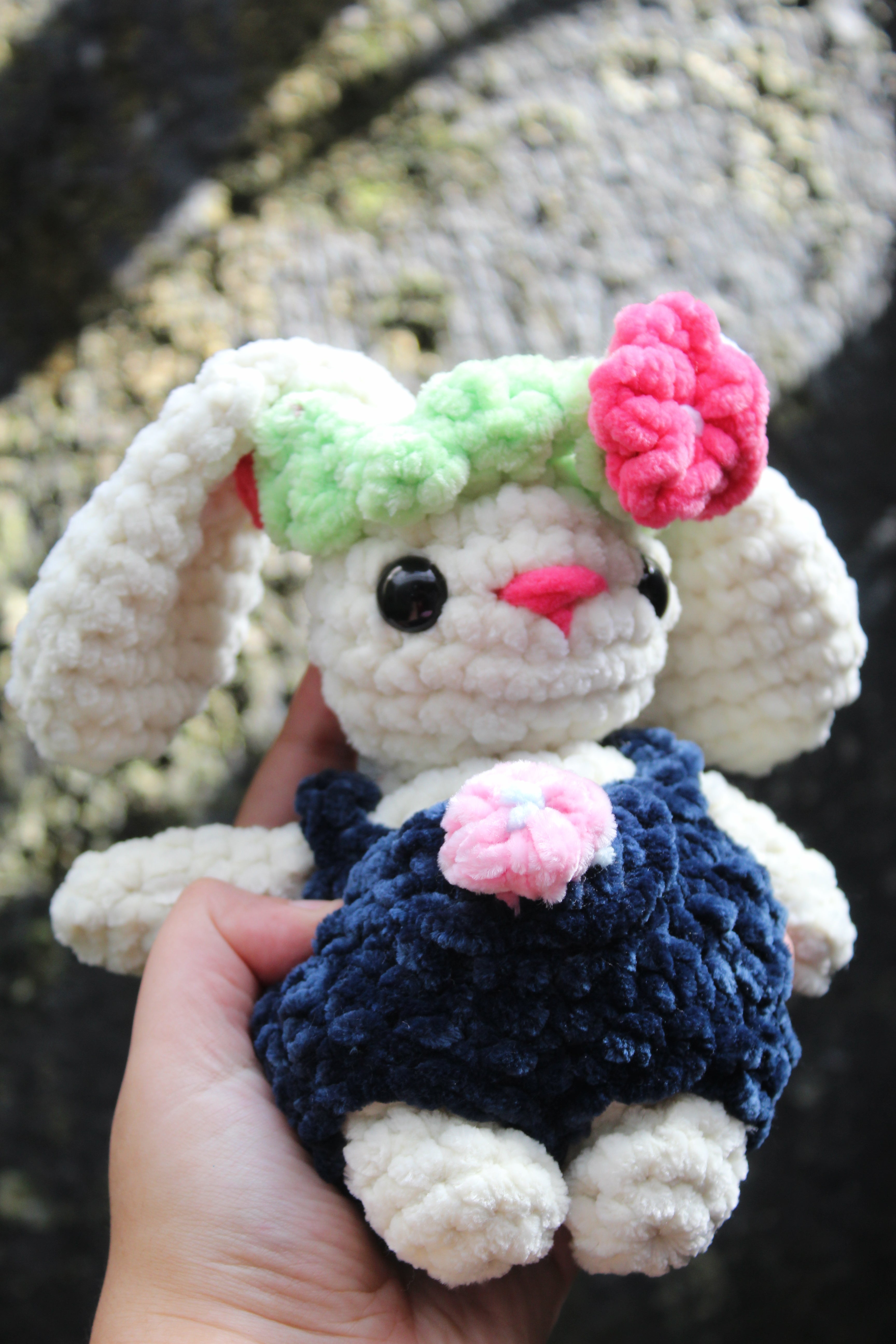 Conejito Jardinero — Amigurumi de Diseño