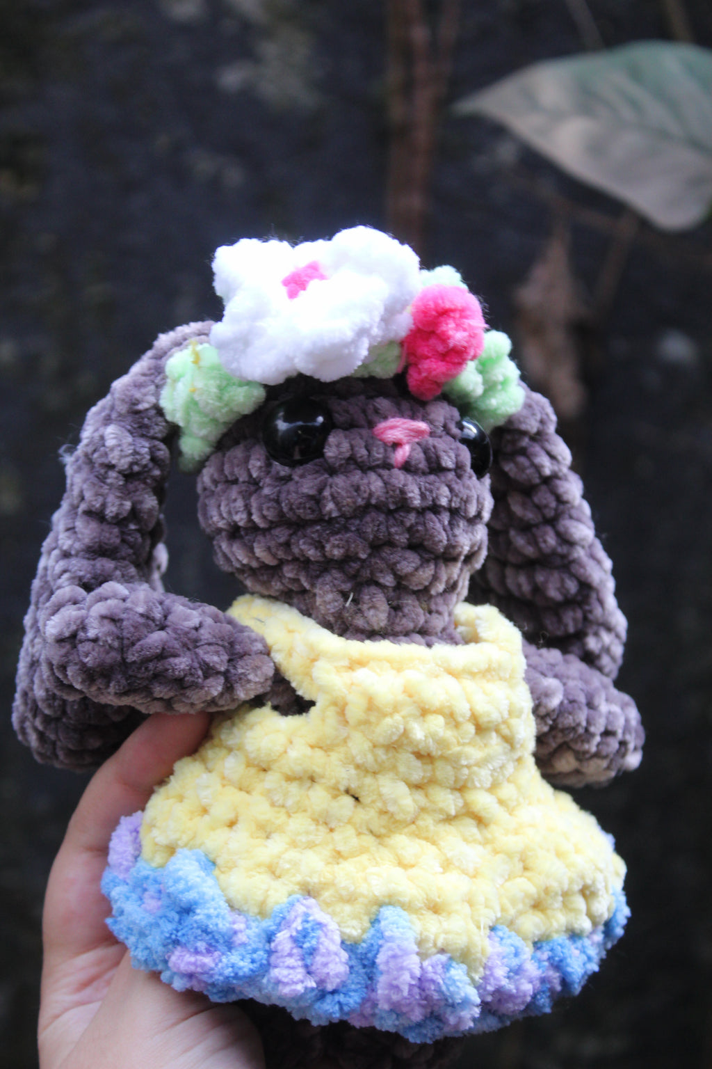 Conejita Gris Carbón — Amigurumi de Diseño